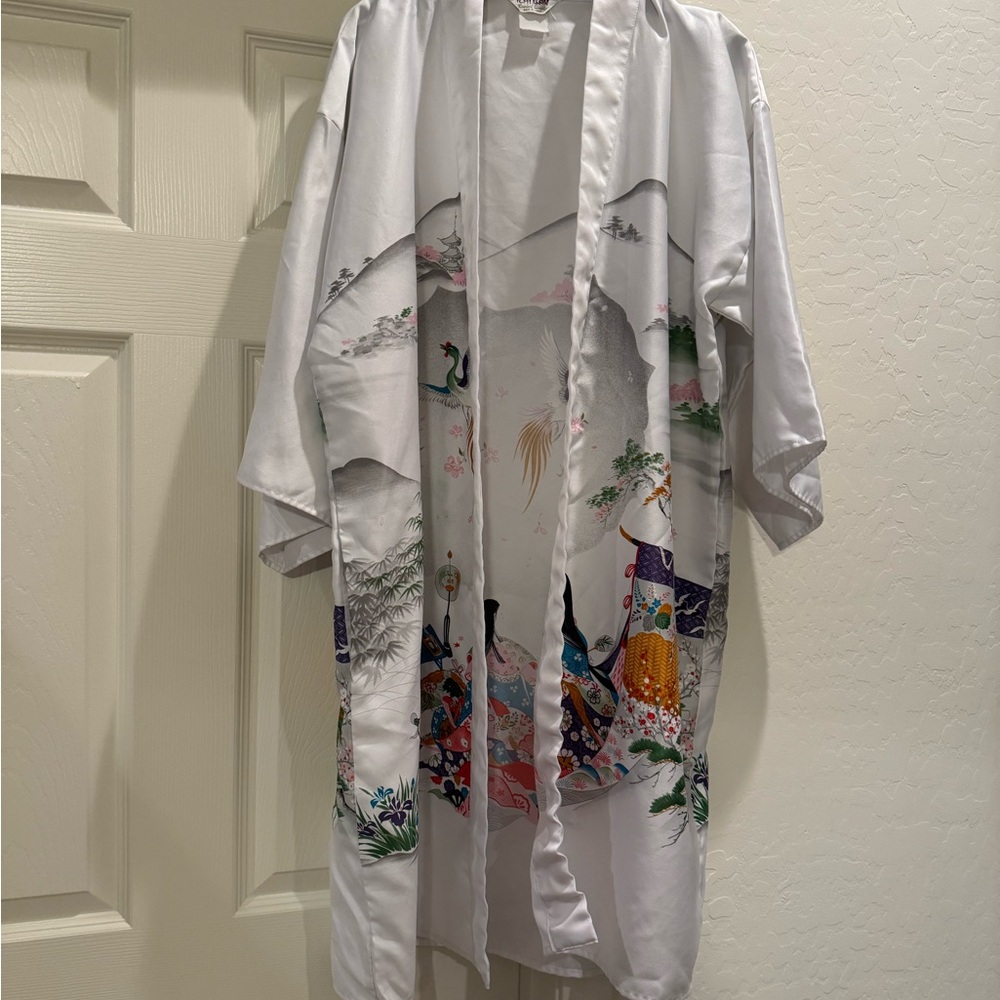Ichiban Vintage Ichiban Japanese Kimono Style Robe